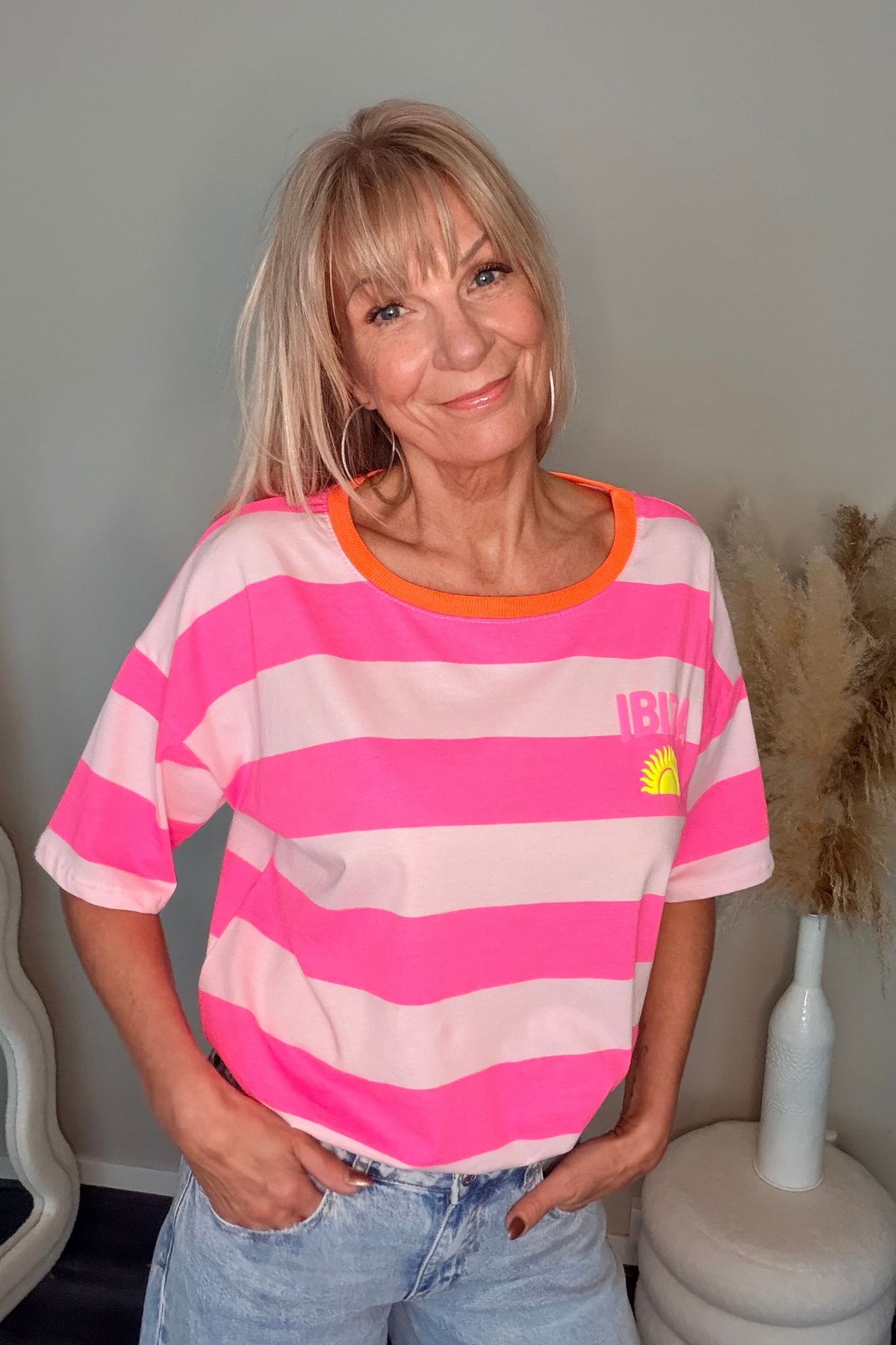 Ibiza T-Shirt Neon Pink