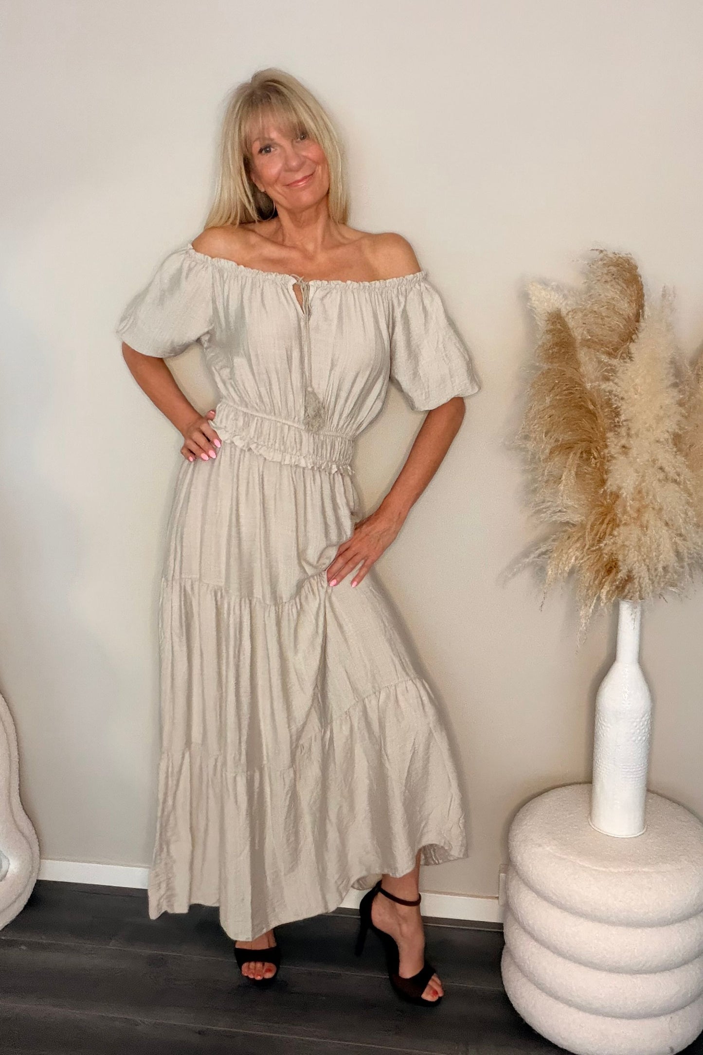 Mara Dress Sand