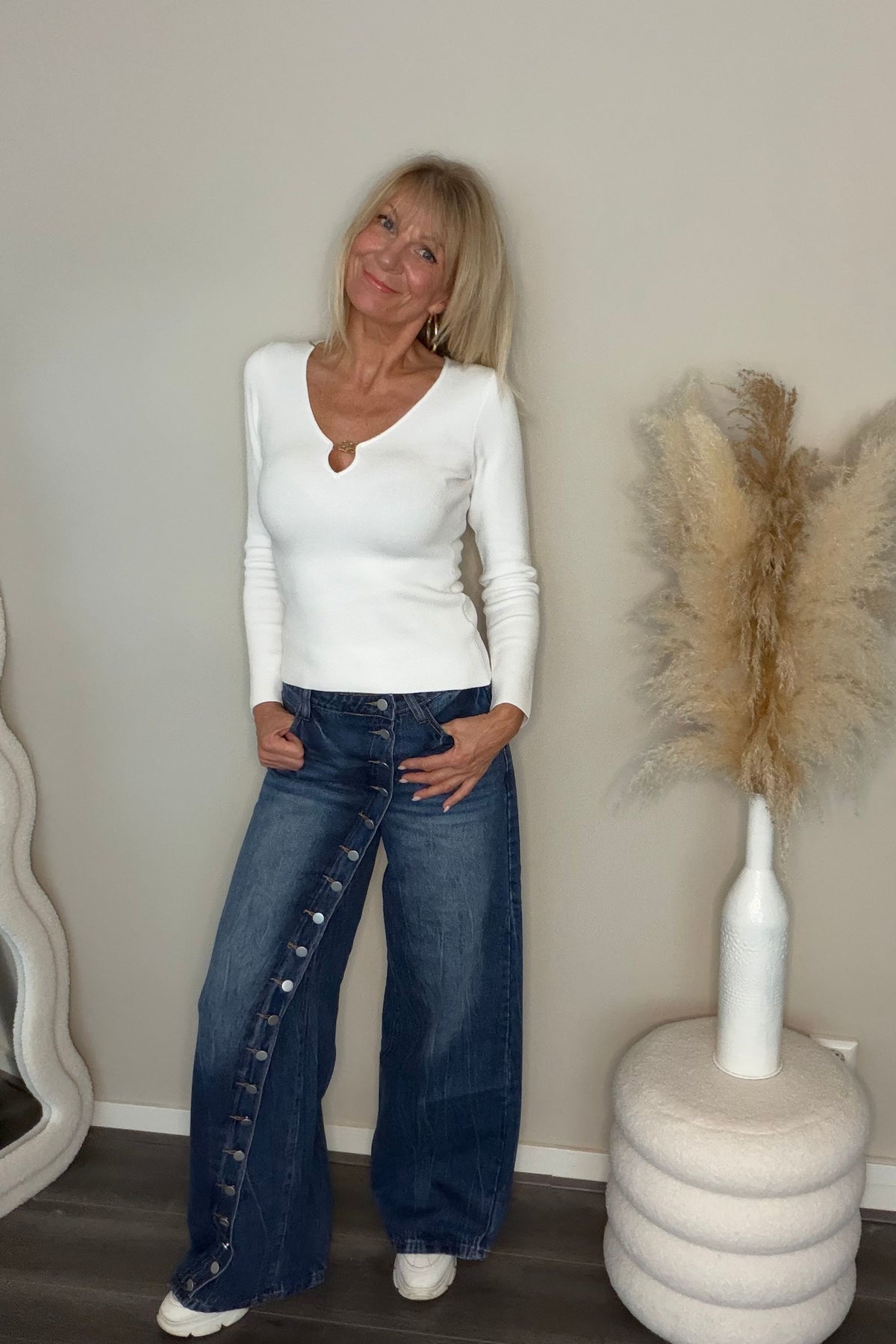 Malelions Emblem V-Neck Top White