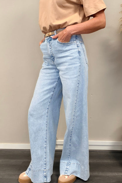 Queen Hearts Extra Wide Leg W3825-2