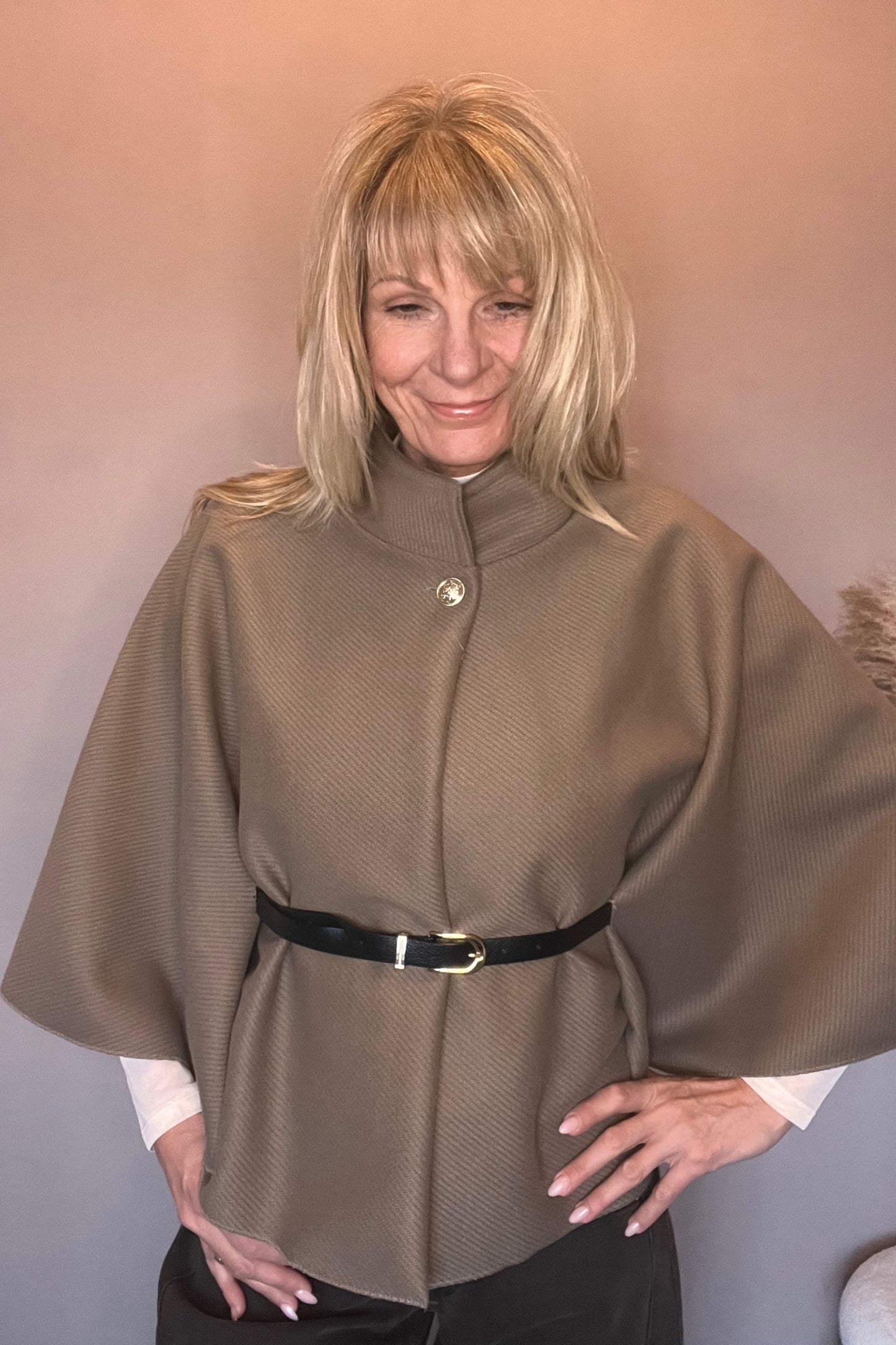 Vicky Cape Taupe