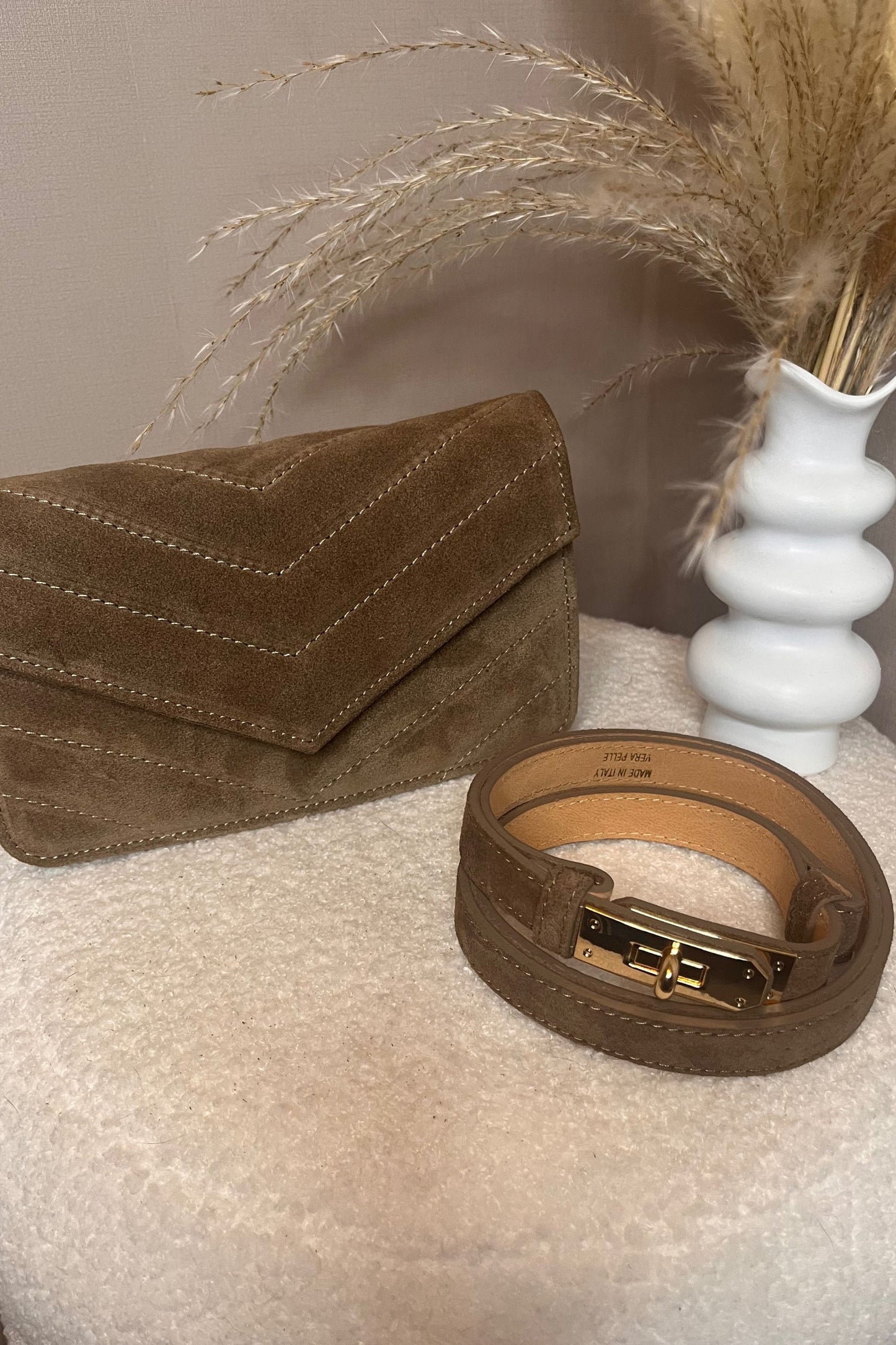 Tilly Shoulderbag Taupe Suède