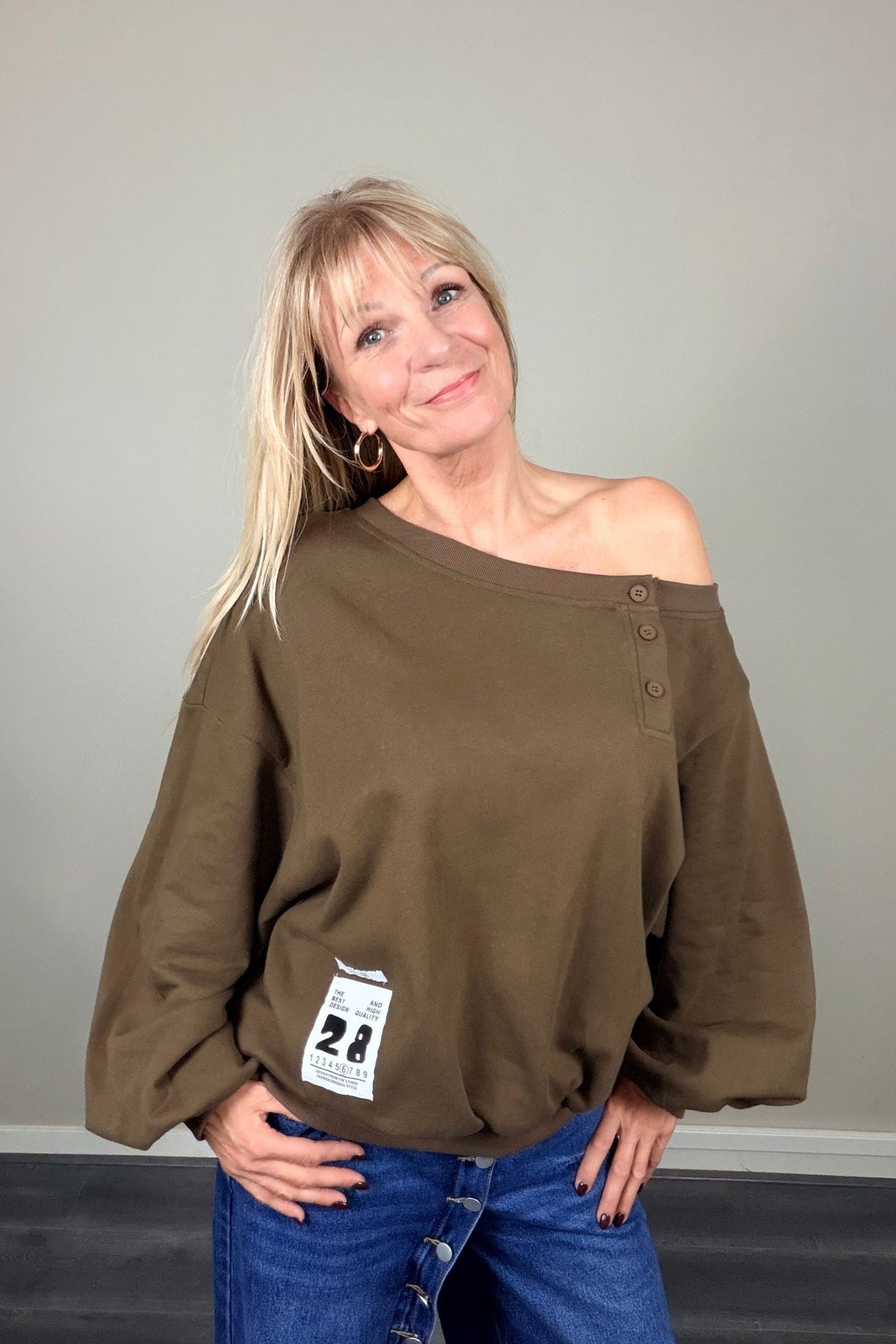 Mochy 28 Sweater Brown