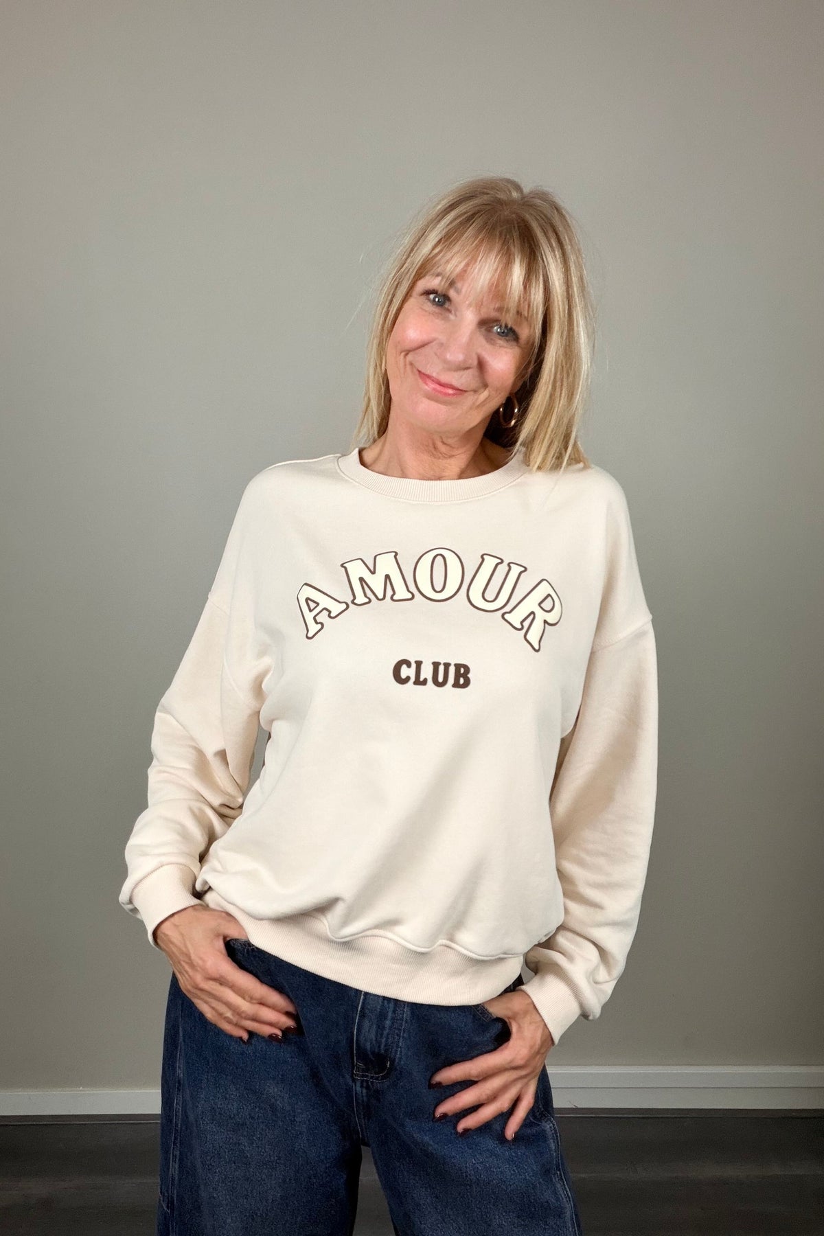 Amour Club Sweater Crème